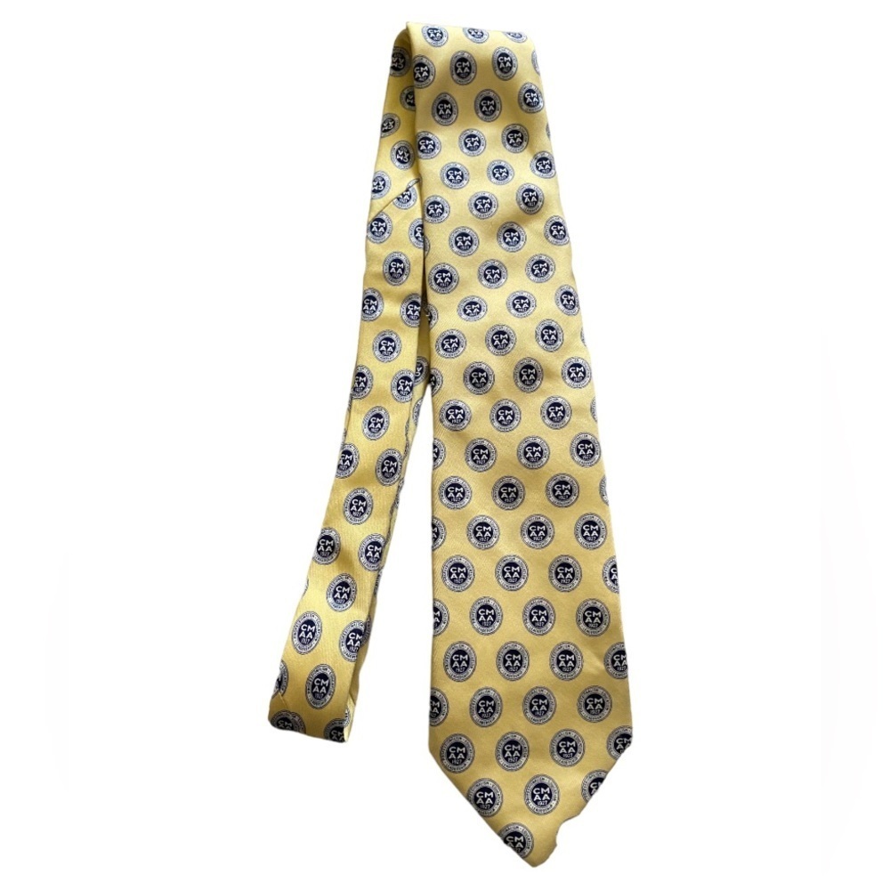 Vineyard Vines neck tie 100% imported silk